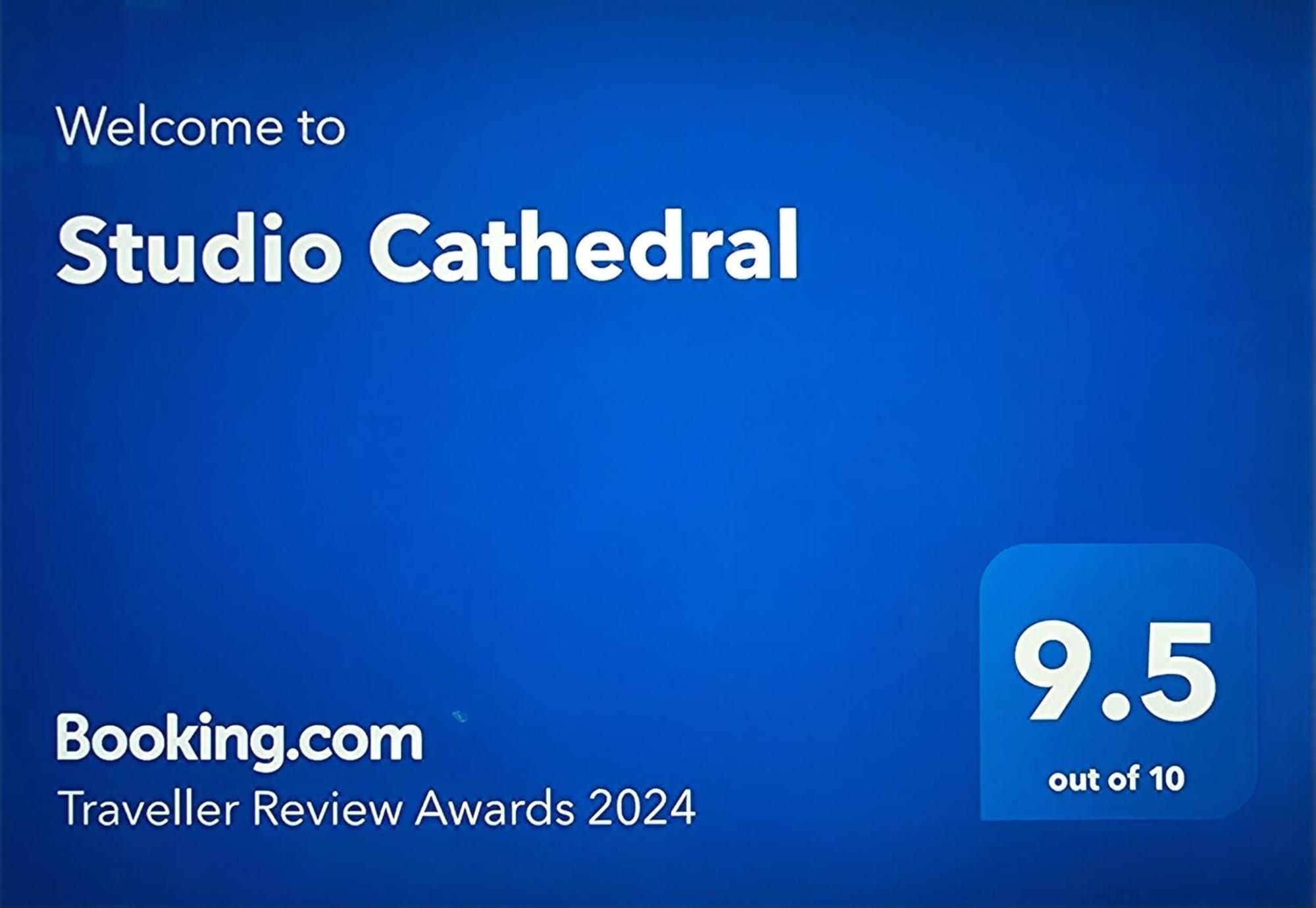 Studio Cathedral Brăila Buitenkant foto
